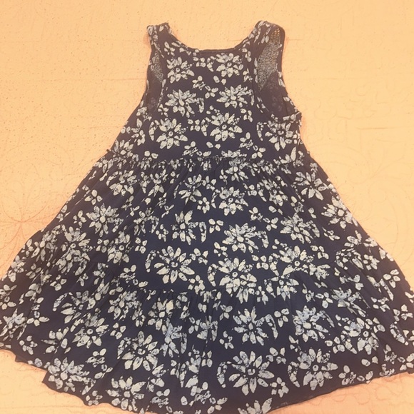 Free People Blue Tan Crochet Beaded Accents Floral Print Sleeveless Tunic - Picture 7 of 7